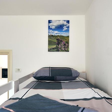 Central Beach Apartment Saranda Dış mekan fotoğraf