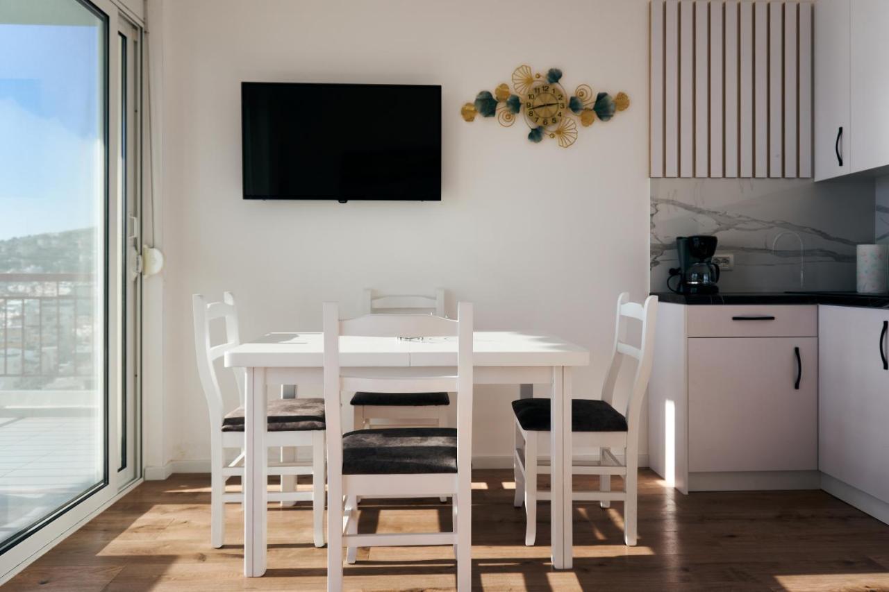 Central Beach Apartment Saranda Dış mekan fotoğraf