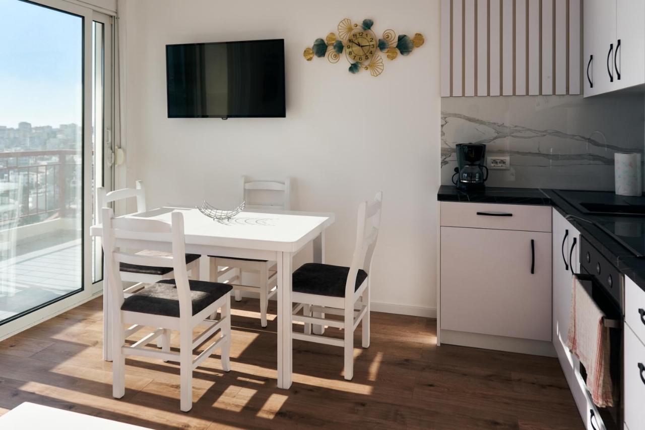 Central Beach Apartment Saranda Dış mekan fotoğraf